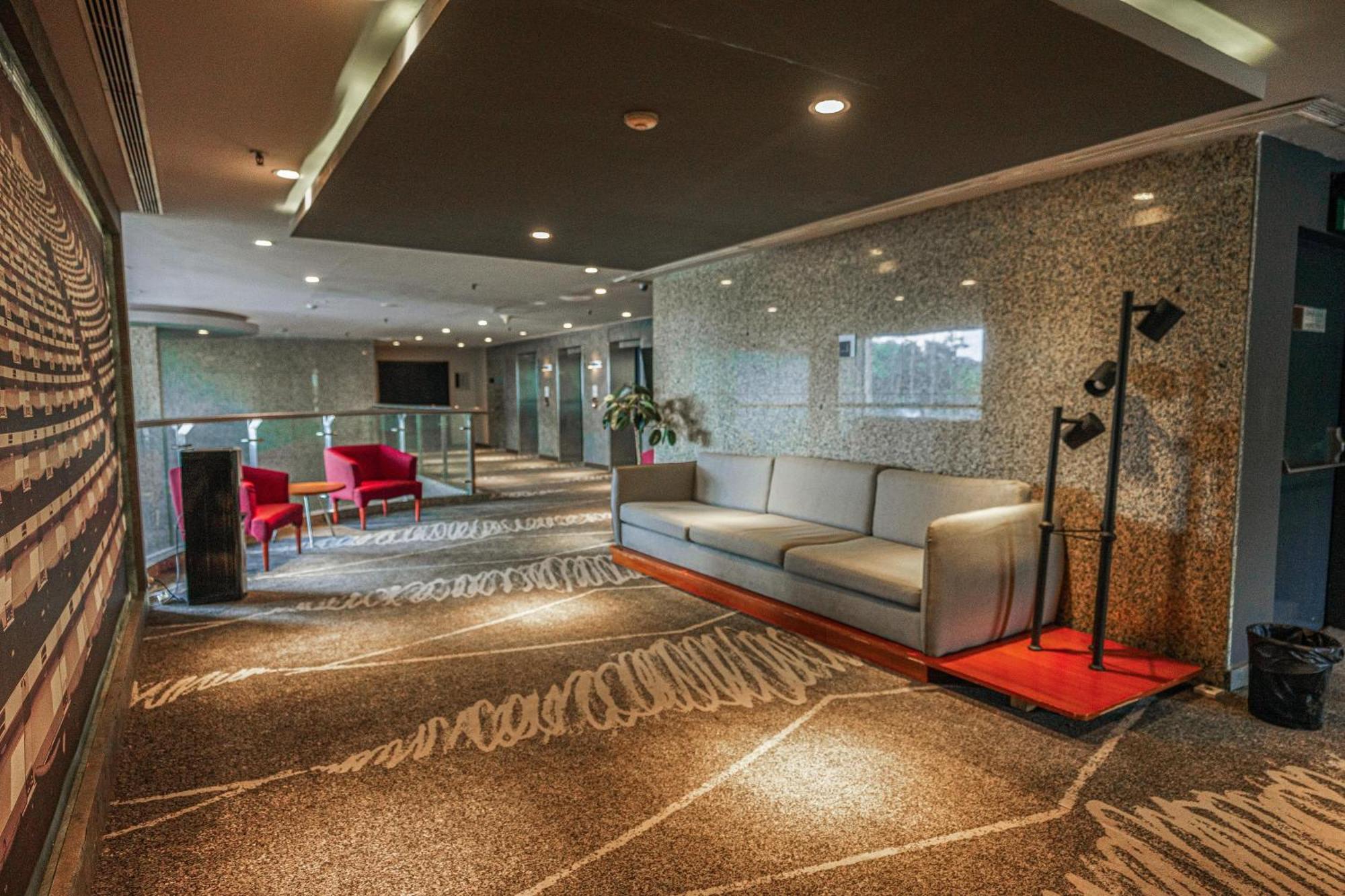 Hotel Kimaya Slipi Jakarta By Harris Jacarta Exterior foto
