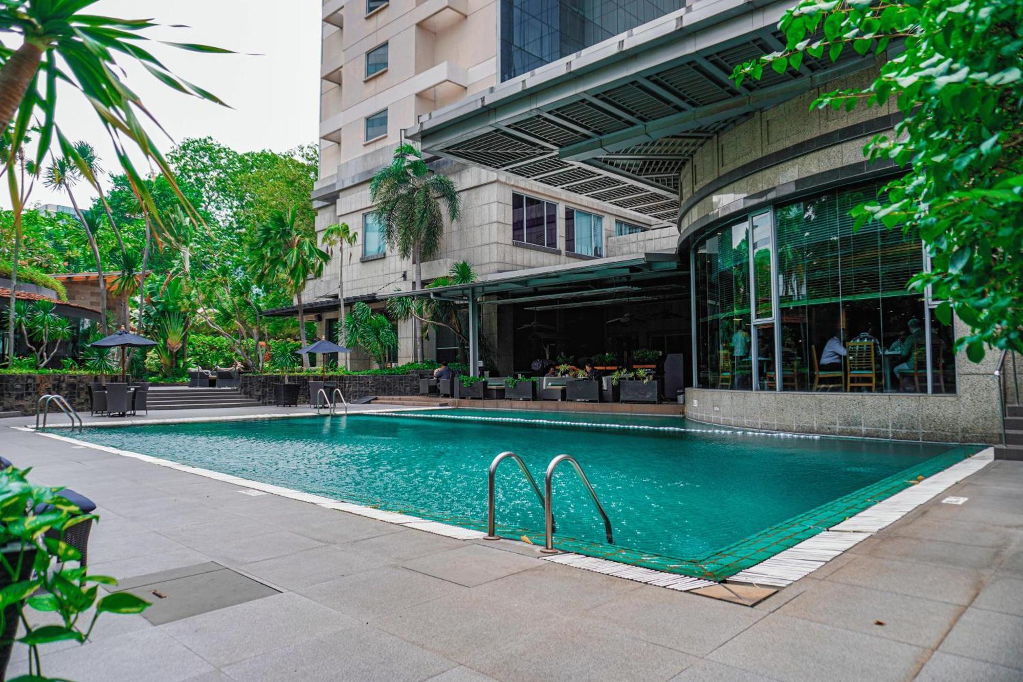 Hotel Kimaya Slipi Jakarta By Harris Jacarta Exterior foto