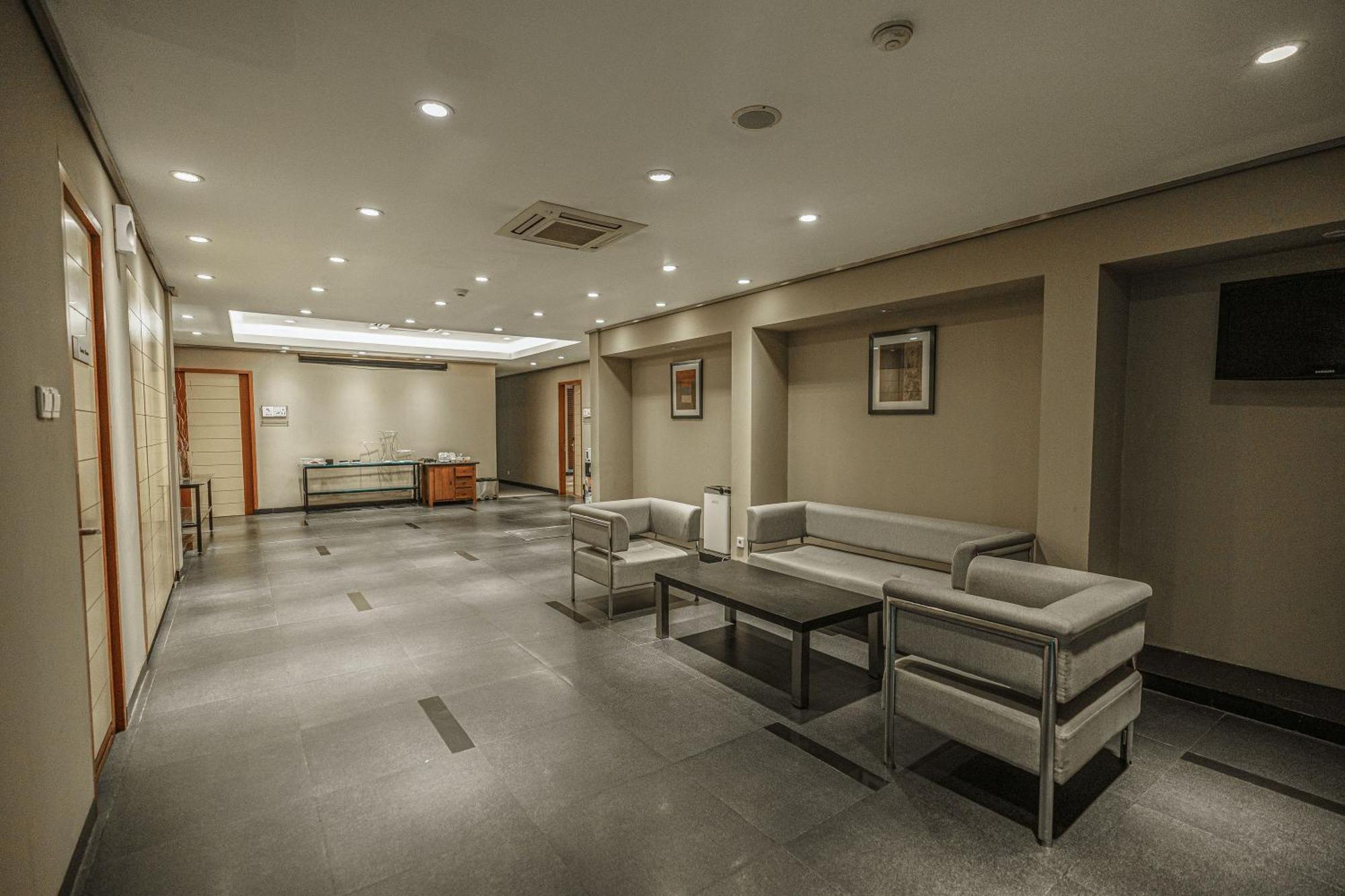 Hotel Kimaya Slipi Jakarta By Harris Jacarta Exterior foto