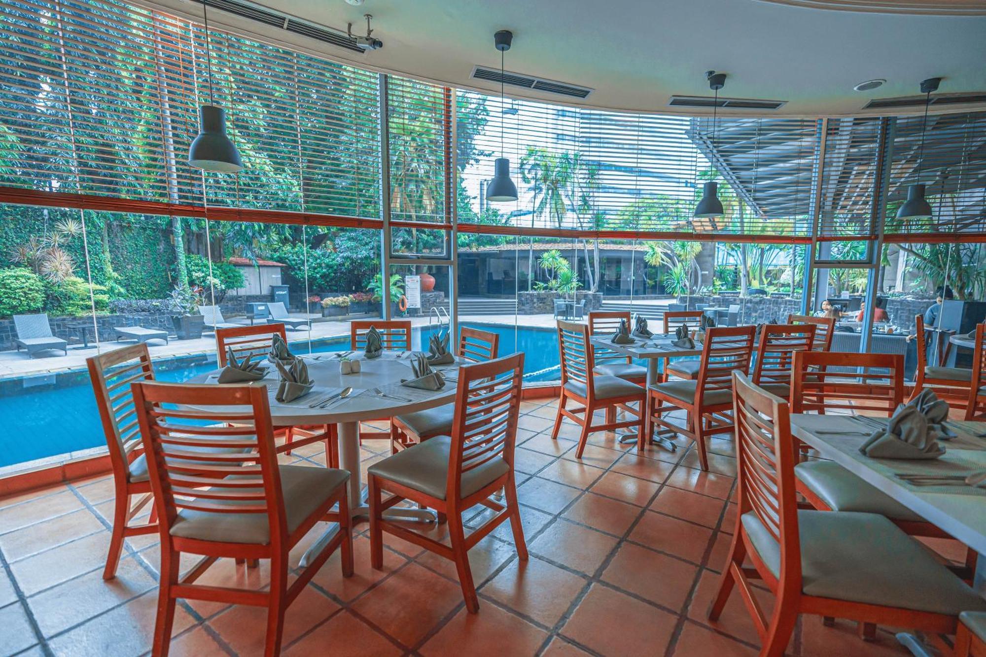 Hotel Kimaya Slipi Jakarta By Harris Jacarta Exterior foto