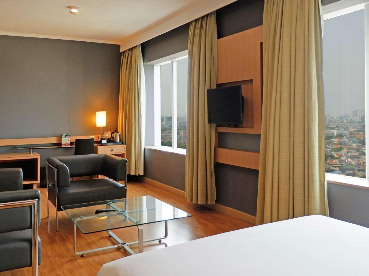Hotel Kimaya Slipi Jakarta By Harris Jacarta Exterior foto